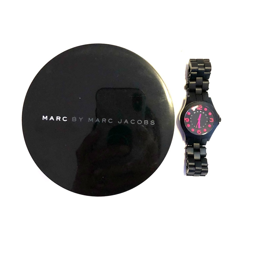 ⚫️SOLD⚫️ Marc by Marc Jacobs black and pink watch